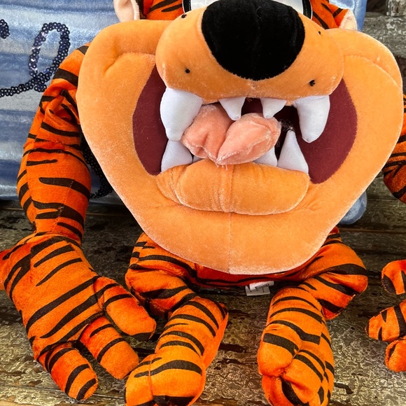 TASMANIAN DEVIL PLUSH - Picture 3 of 5